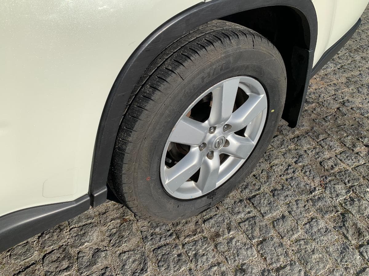 Nissan X-Trail 2.0 DCI · Ano 2008 — imagen 15