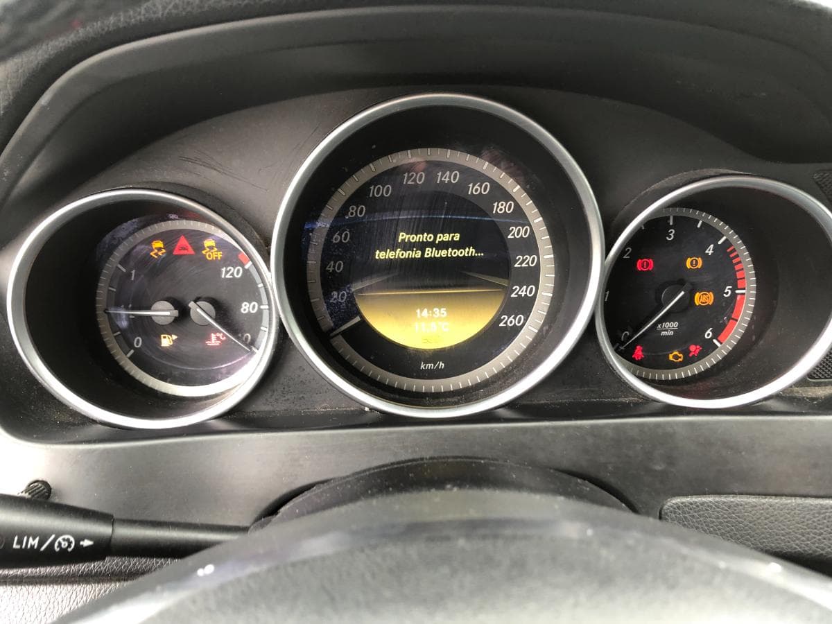 Mercedes-Benz C200 CDI · Ano 2012 — imagen 23