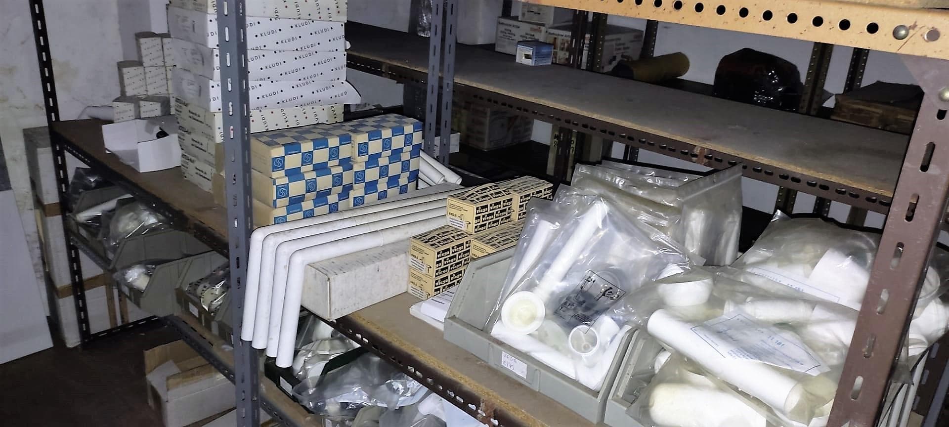 Piscinas · Sanitários · Racks · Equipamento de Escritório — image 84