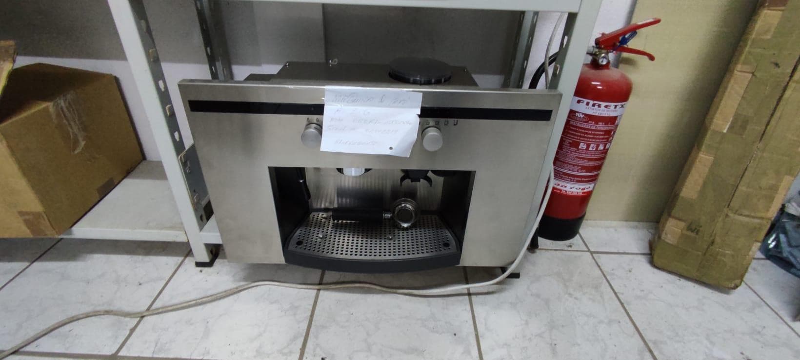 Piscinas · Sanitários · Racks · Equipamento de Escritório — image 95