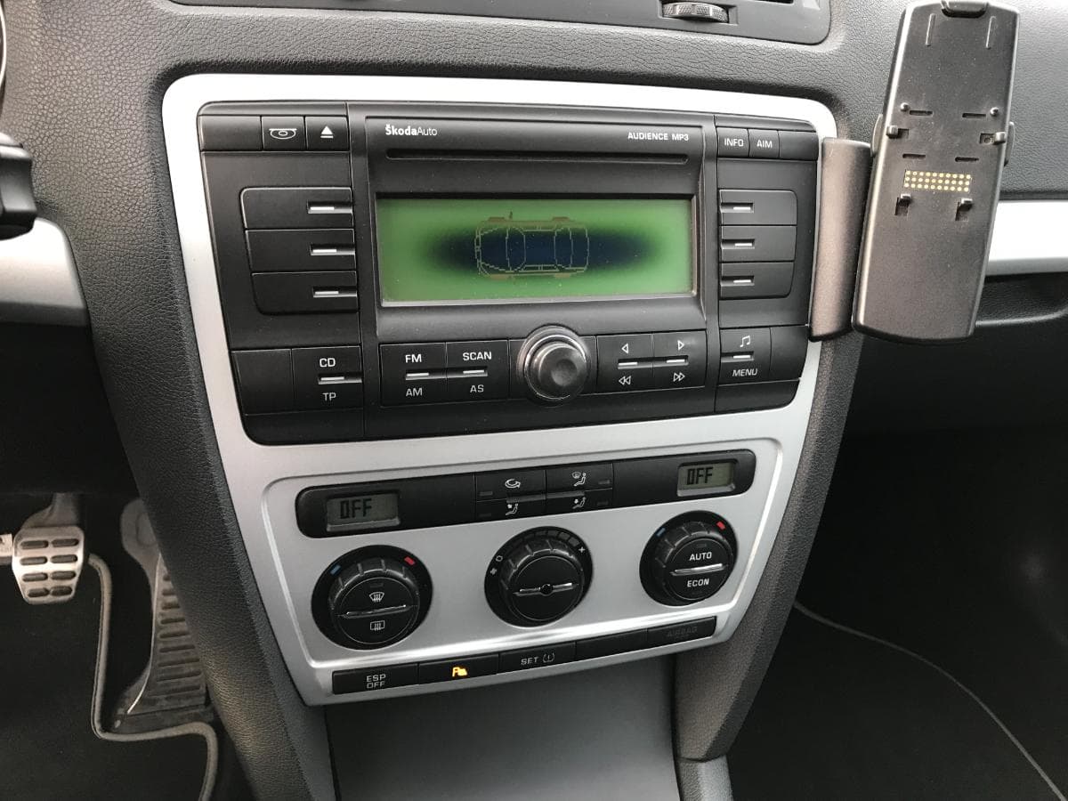 Skoda Octávia 2.0 TDI · Ano 2007 — imagem 18
