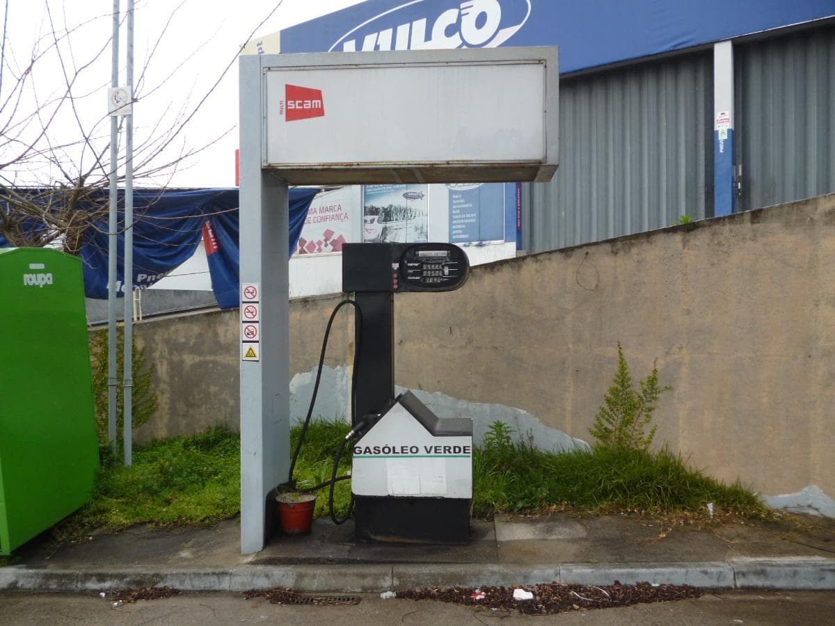 Estação de Serviço (Posto SCAM) · Posto de Combustível · Loja de Conveniência · Santo Tirso — imagen 47