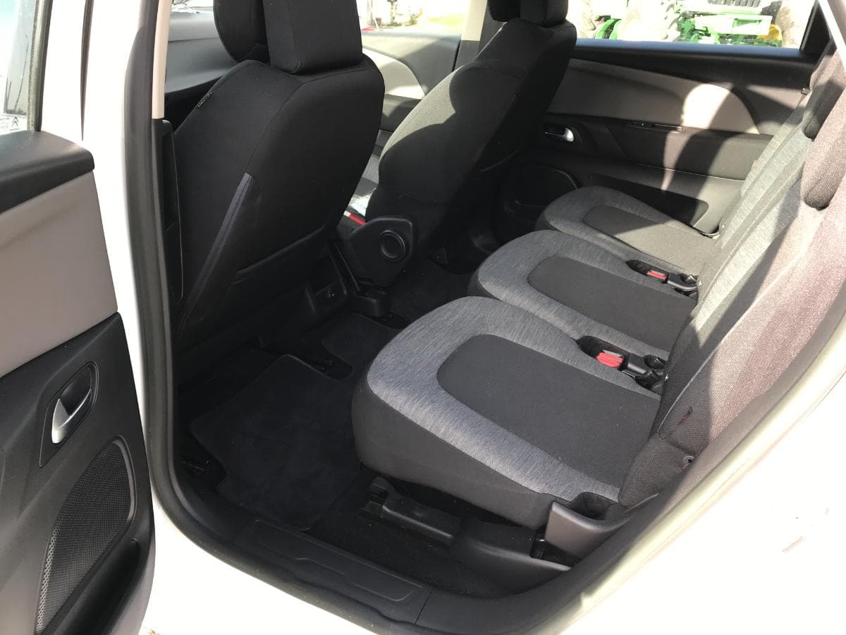 Citroën C4 Picasso 1.6HDI · Ano 2014 — image 18