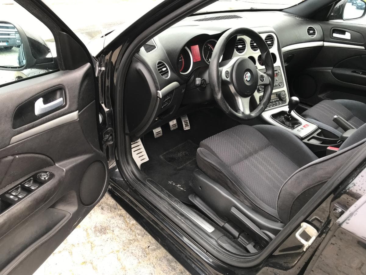 Alfa-Romeo 159 1.9JTDM · Ano 2009 — image 19