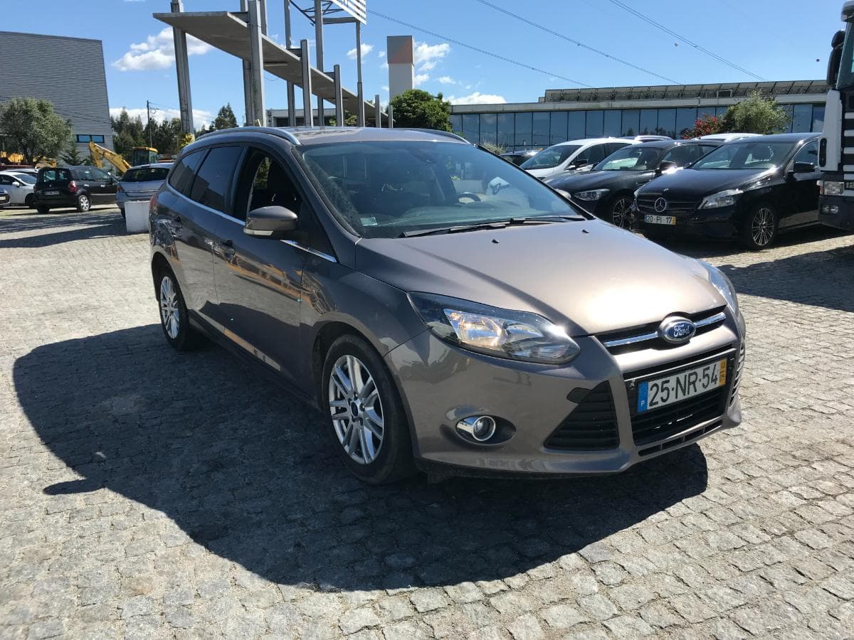 Ford Focus 1.6TDCI · Ano 2013 — imagem 1