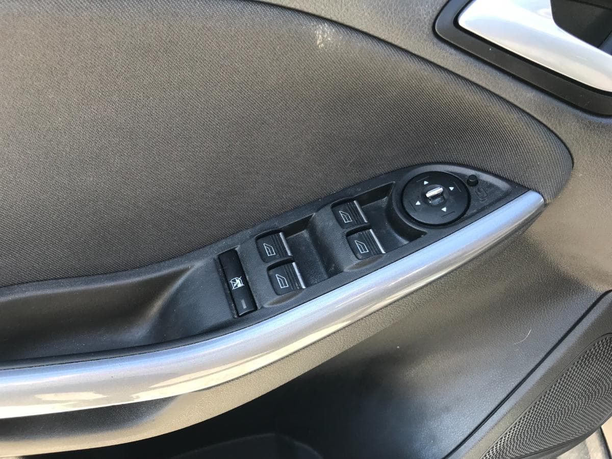 Ford Focus 1.6TDCI · Ano 2013 — imagem 22