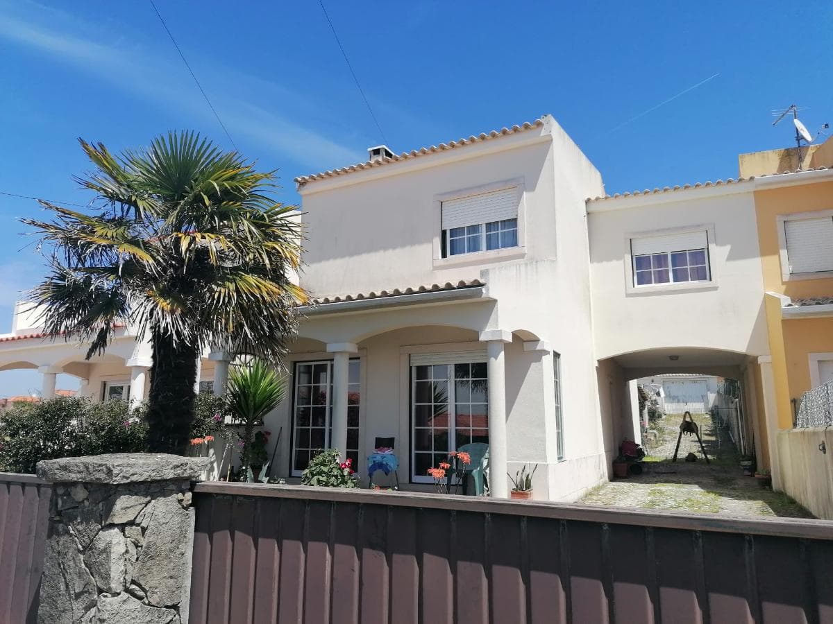 Moradia Geminada V2 · Sintra — imagem 3