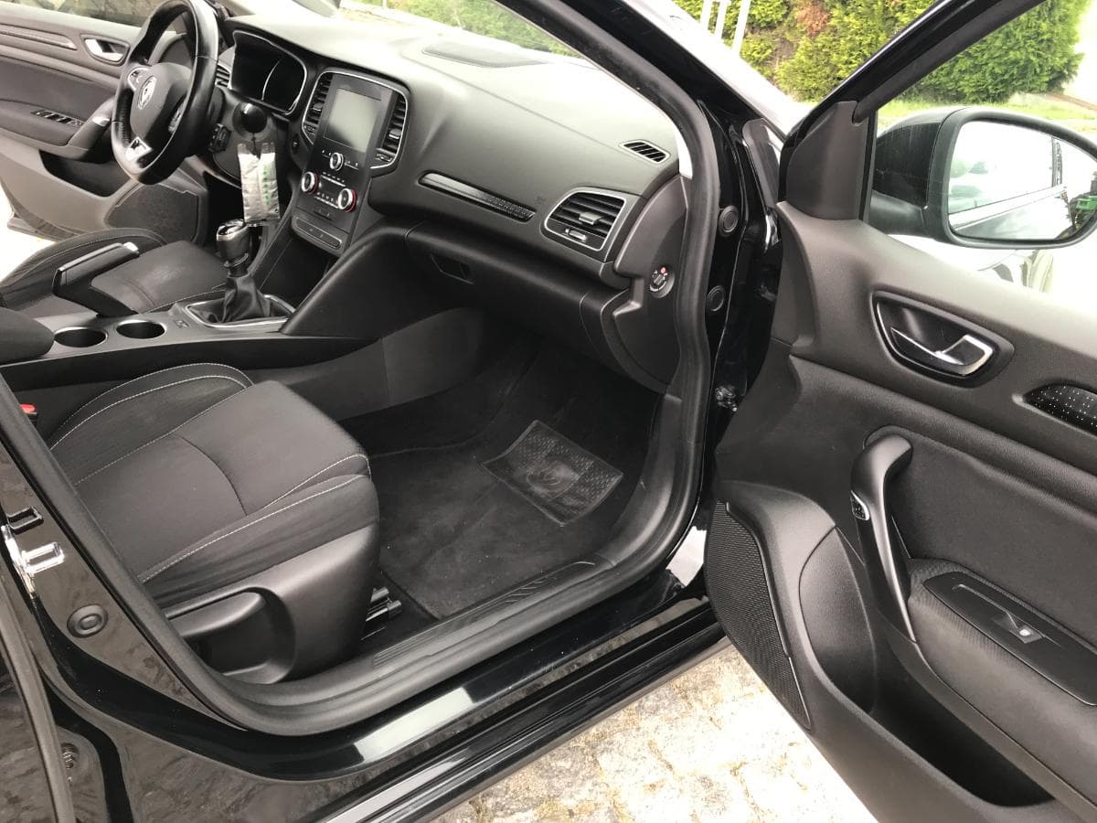 Renault Mégane 1.5 DCI · Ano 2016 — imagen 29