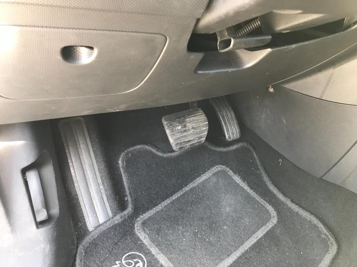 Renault Zoe · Ano 2019 — image 27