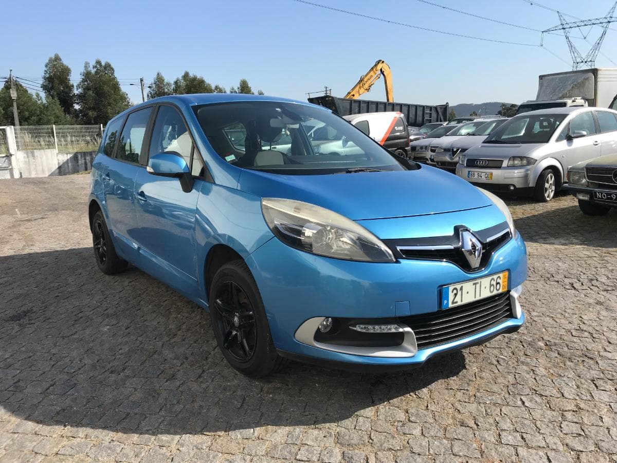 Renault Scénic 1.5DCI · Ano 2014 — imagen 1