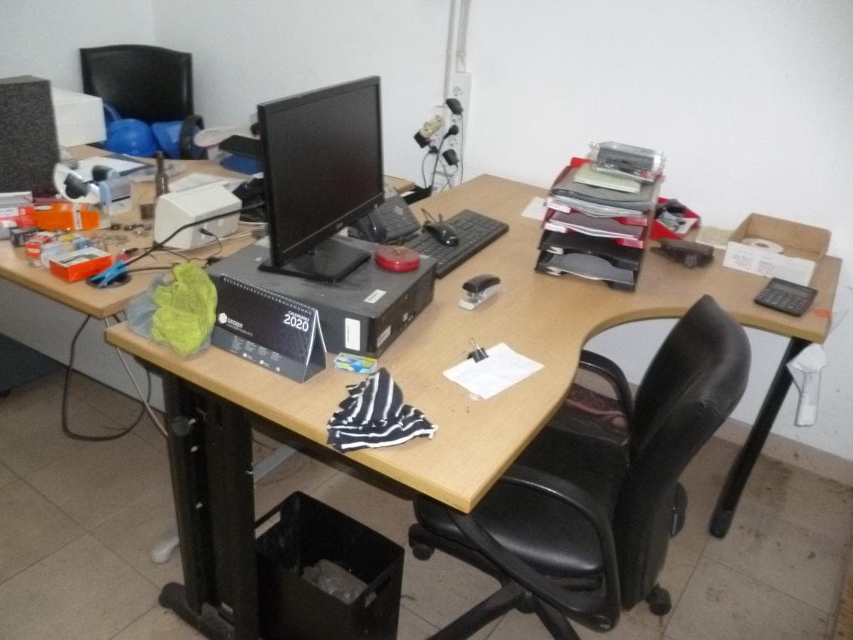 Equipamento de Escritório + Mobiliário Diverso — image 6