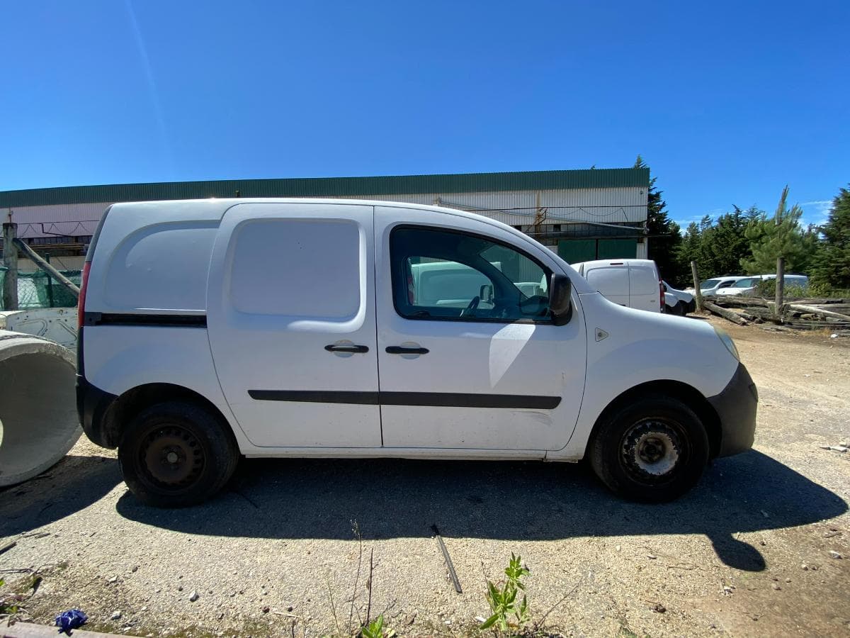 RENAULT KANGOO CONFORT — imagen 13