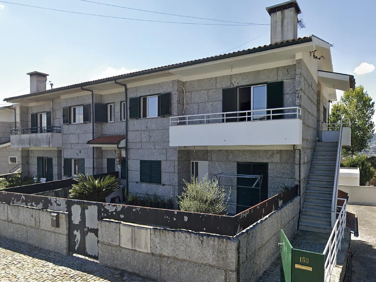 Andar-Moradia V3 com Garagem · Vizela — image 1