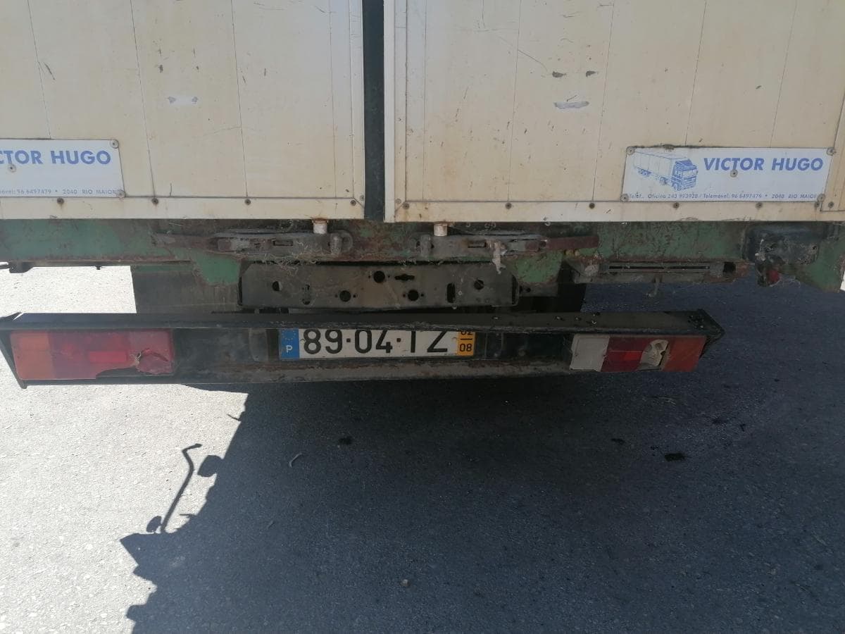 Mitsubishi Canter — image 9
