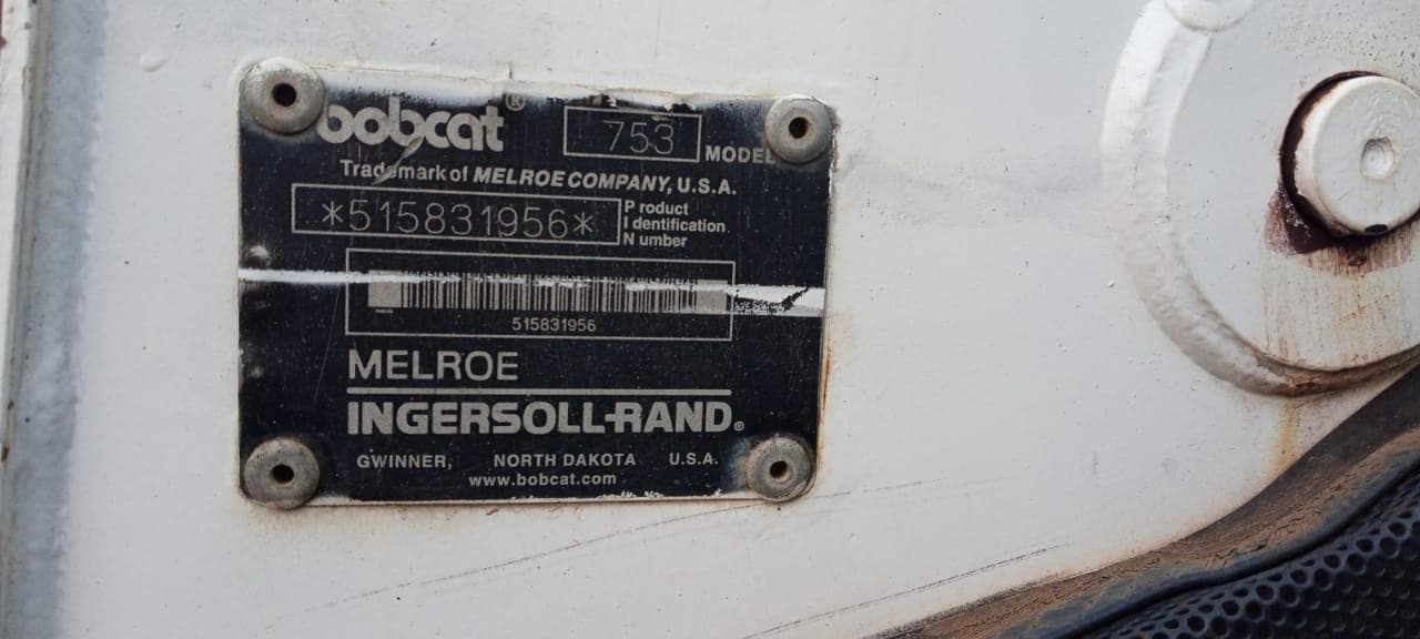 Bobcat S300 4X4 — image 14