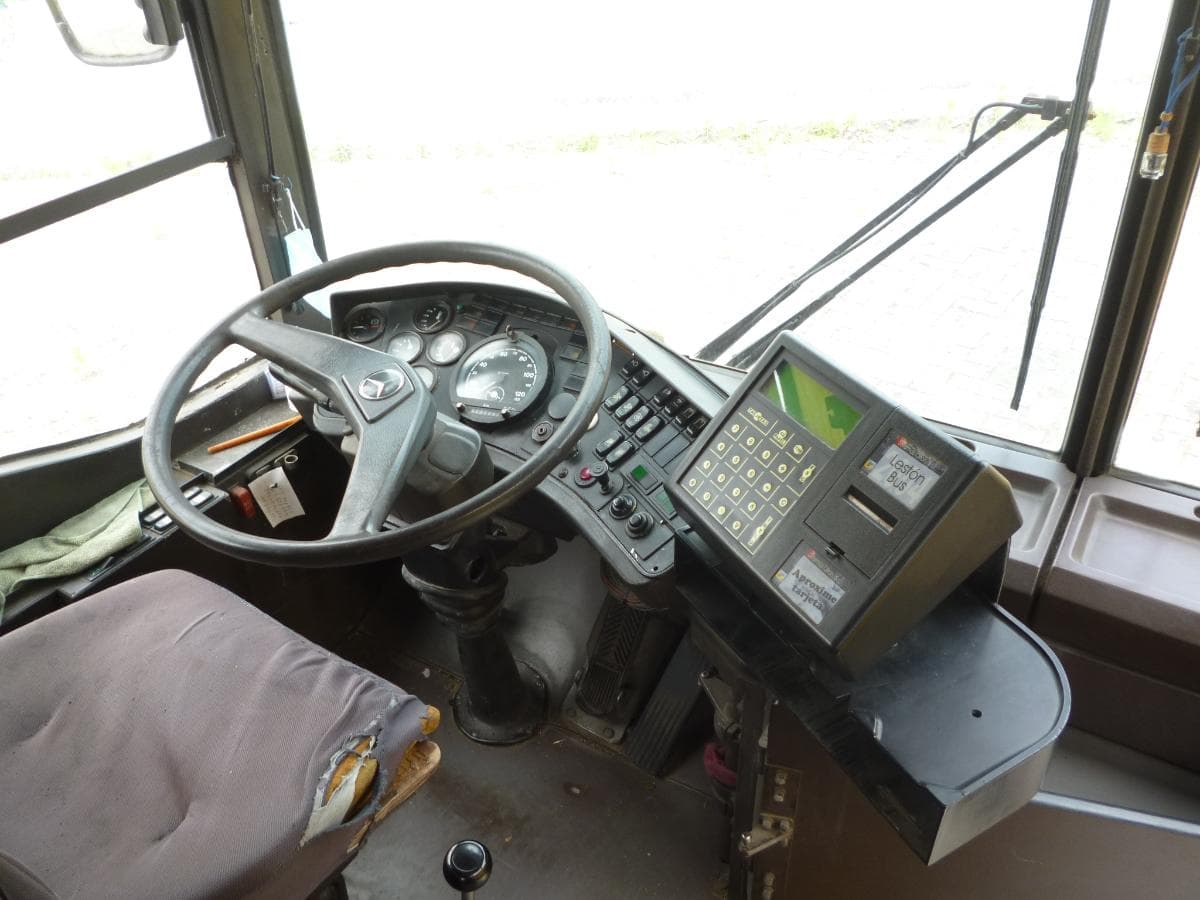 Daimler Mercedes-Benz AG 405 — image 7