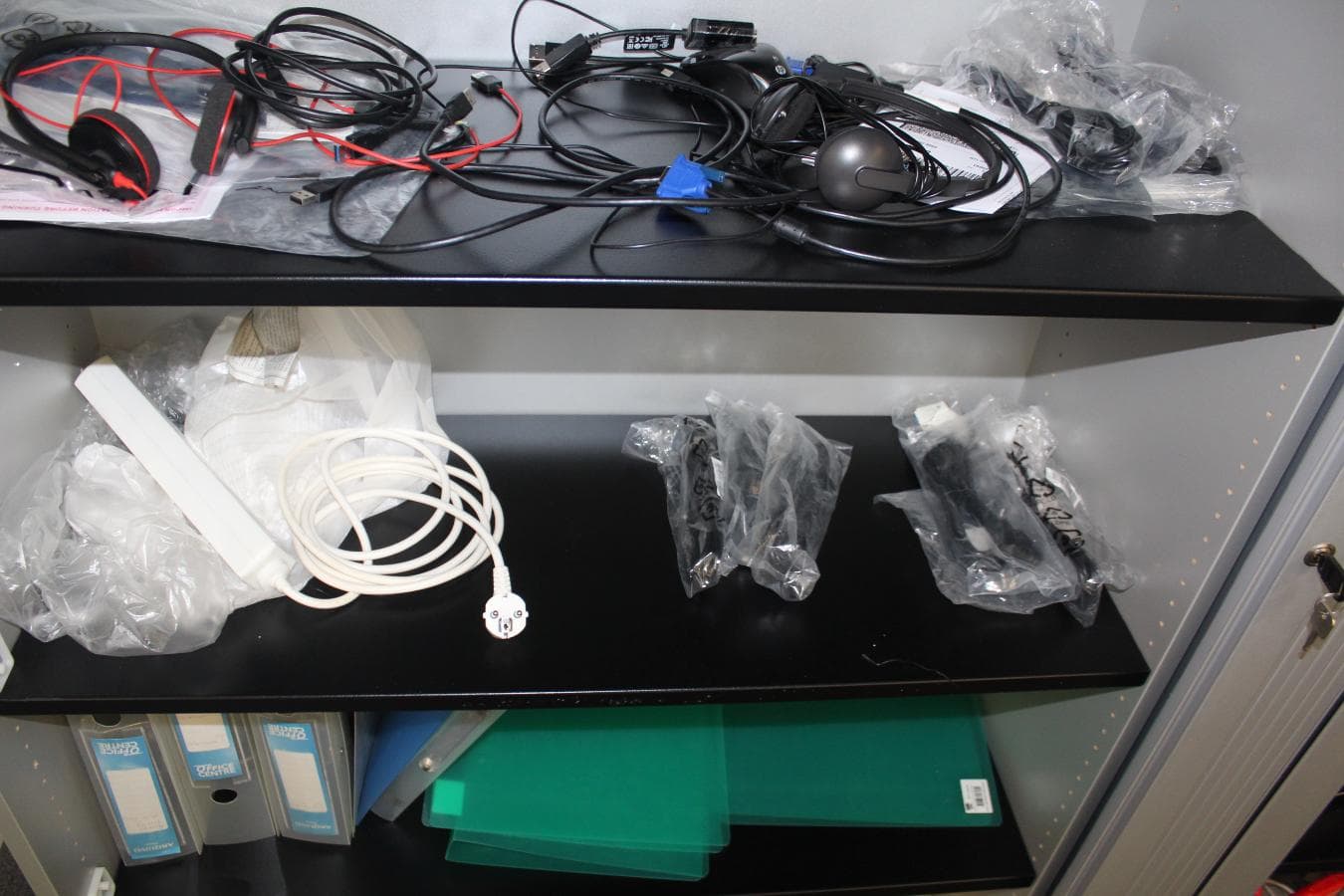 Equipamentos informáticos · Eletrodomésticos — imagen 12