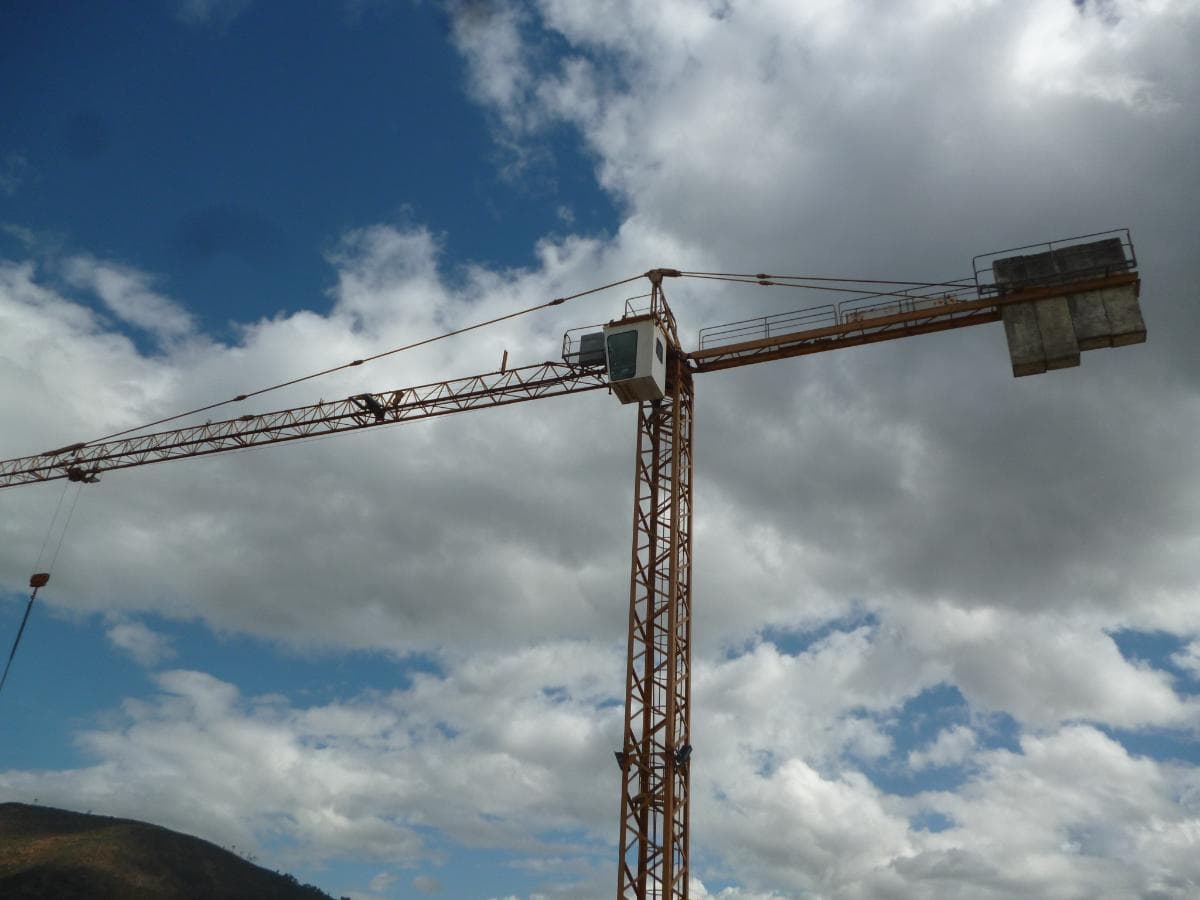 Grua torre — image 1