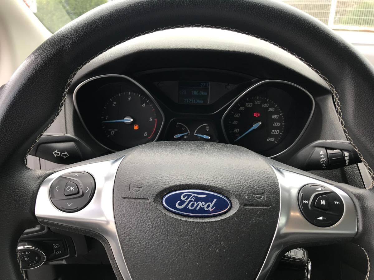 Ford Focus 1.6TDCI · Ano 2011 — image 34