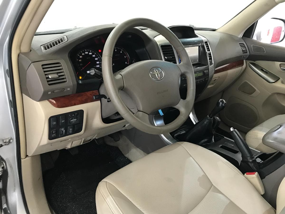 Toyota Land Cruiser 3.0 D4D — image 29