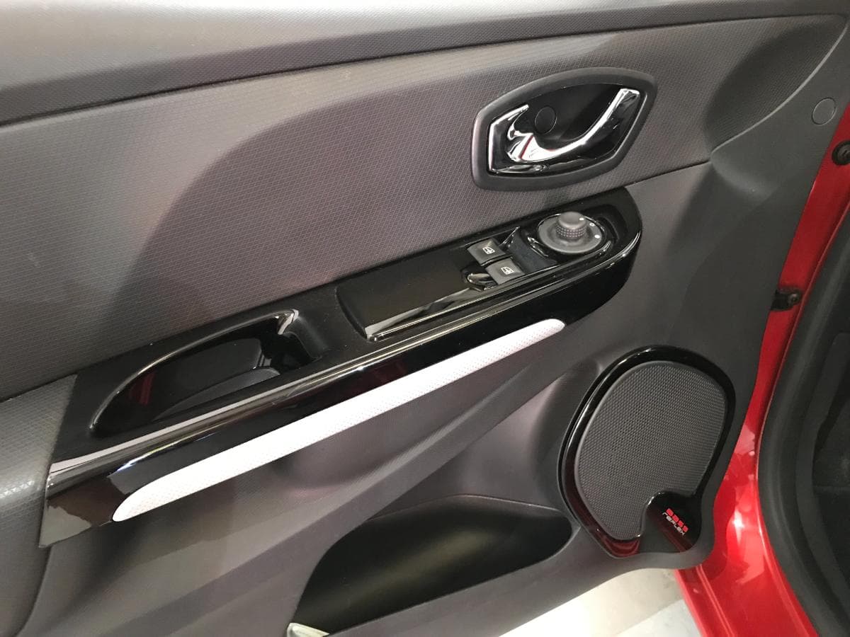 Renault Clio 1.5DCI · Ano 2014 — imagen 25