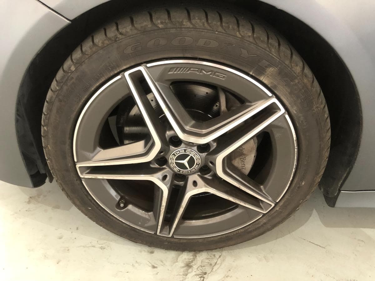 Mercedes-Benz C220D · Ano 2019 — imagen 11
