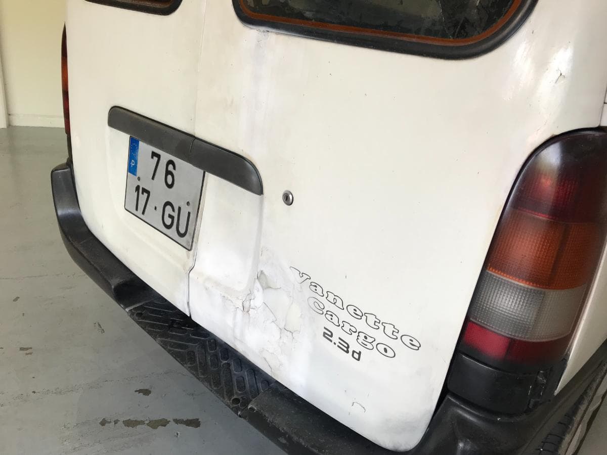Nissan Vanette Cargo 2.3D · Ano 1996 — imagem 18