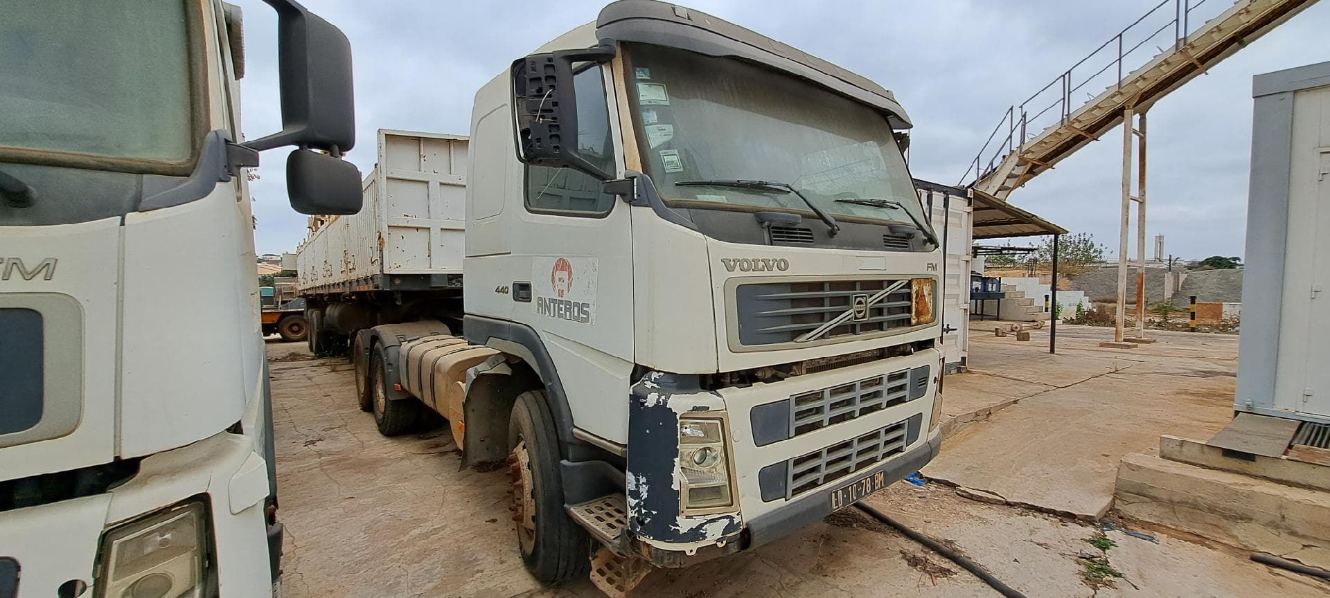 Camión tractor VOLVO FM440 — imagen 2
