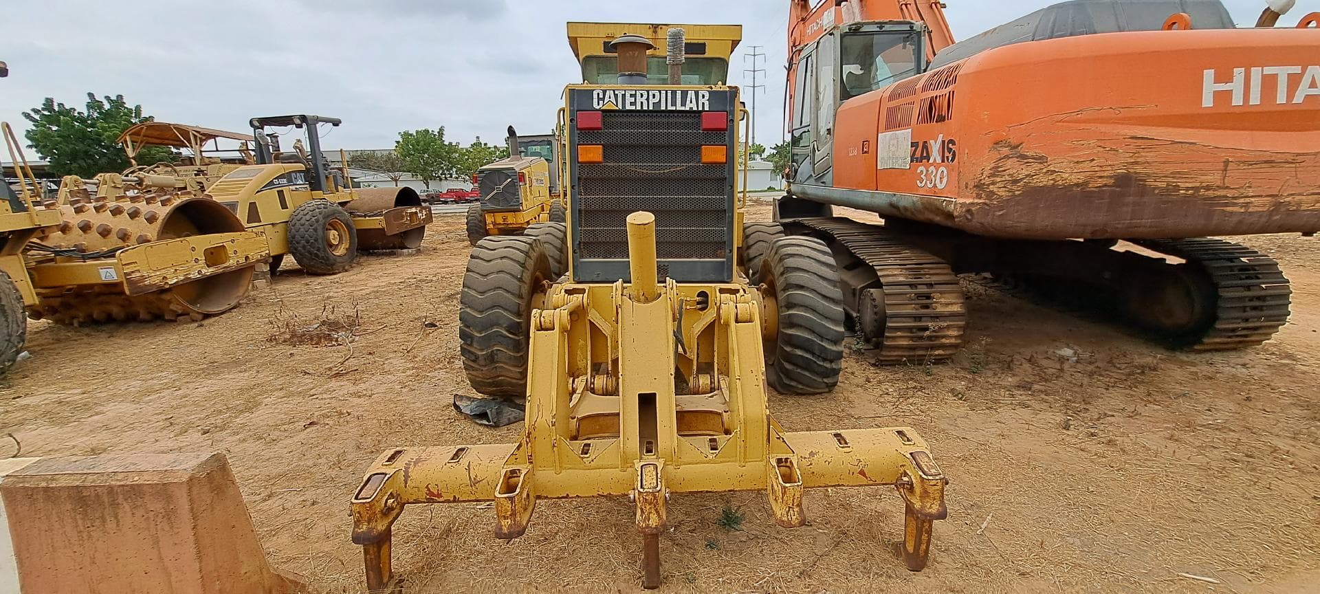 Motoniveladora CATERPILLAR — imagen 10