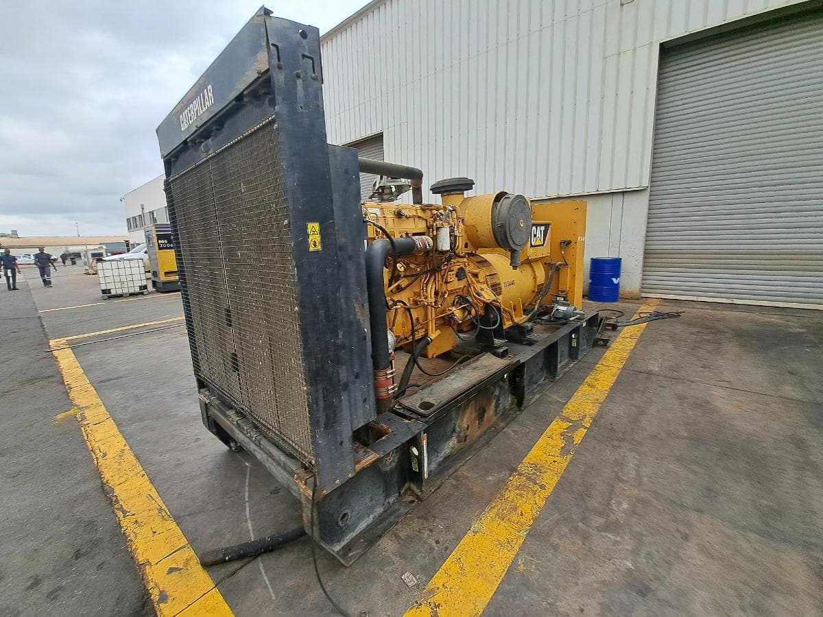 Grupo Eletrogéneo (500Kva) CATERPILLAR C18 · Viana — imagen 5