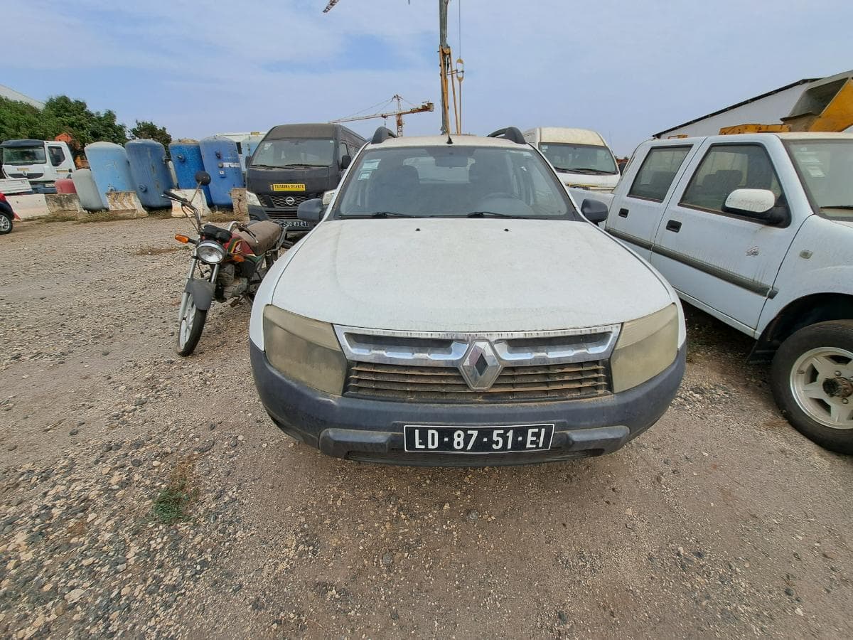 RENAULT DUSTER 4x4 1.6 · Viana — image 5