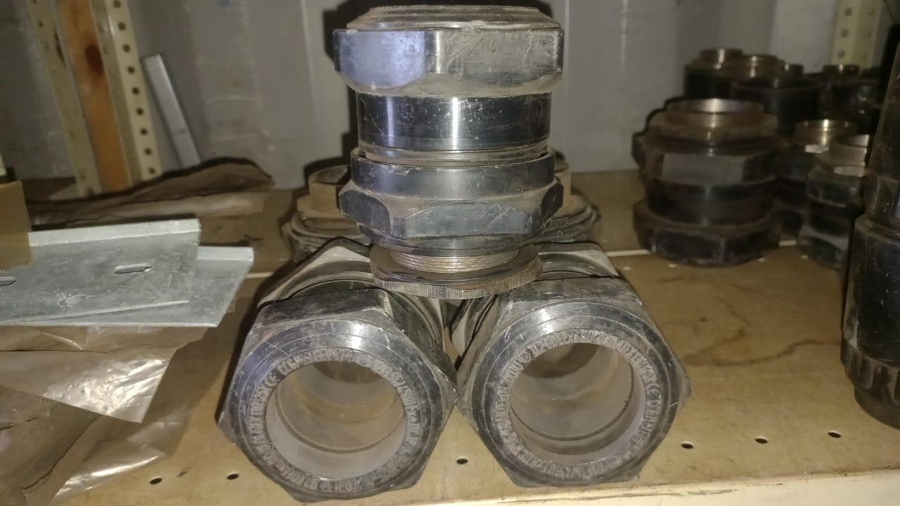 Armaduras de Candeeiros + Armaduras de Candeeiros + Armaduras de Candeeiros + Armaduras de Candeeiros + Perfís Metálicos L + Perfís Metálicos U + Diversos + Fichas + Bichas Pl2 plásticas + Transformadores de Corrente + Alicates grandes + Kit de Junção para Cabos + Fichas + Anilhas + Válvulas de encaixe + Cotovelos machos plasticos + CleanFit + Válvulas de Conexão + Niples + SuperLok + Grampos de Massa + Superlok fittings + HendiFit + Abraçadeiras Plásticas + HandiFit + Terminal de cabos CCG Iplus + Cabo de Rede + Circuit Breaker + Fitas inoxidáveis + Lâmpadas Florescentes Philips + Diversos + Glândulas de Compressão + Placas de montagem + Perfís Metálicos em L, parafucos e porcas + Cabo de rede + Arame Galvanizado + Peças metálicas + Parafusos com porcas em T + Buchas de Redução + Tubo Flexível + Cabo Eléctrico + Cabo Flexível + Armadura para Lampadas + Barras de junção + Diversos + Diversos parafusos com molas. + Armaduras Para Candeeiros + Rede para sombra + Cabo de Rede + Cabos de proteçao contra corrosão + Glandulas de Compressão + Glandulas de Compressão + Glandulas de Compressão + Glandulas de Compressão + Glandulas de Compressão + Glandulas de Compressão + Perfís metálicos + Glandulas de Compressão + Olofote + Diversos + Diversos + Diversos + Diversos + Rolos de cabos + Armaduras para Candeeiros + Porcas 10" + Glandulas de Compressão + Tampas de Condução + Diversos + Suporte de Condensador + Hanger Conp + Fichas + Programadores Siemens + Terminais + Cabo de Rede + Diversos + Diversos + Diversos + Corrente + Parafusos + Diversos + Glandulas de Compressão + Diversos + Glandulas de Compressão + Glandulas de Compressão + Grampos + Suportes Metálicos + Suportes metálicos + Diverso + Glandulas de Compressão + Olofotes + Armaduras para Lâmpadas + Rolos de Corrente + Diversos + Porcas + Olofotes + Diversos + Transmissor de Pressão + Peventores de Incêndio + Diversos + Diversos + Cabo Eléctrico + Diversos + Diversos + Digitor + Diversos + Connection + Diversos + Diversos + Censor + ROTHERBERGER 50-127mm 2"-5" OD + Diverso + Roda de medição + Contentor de 40P · — imagen 57