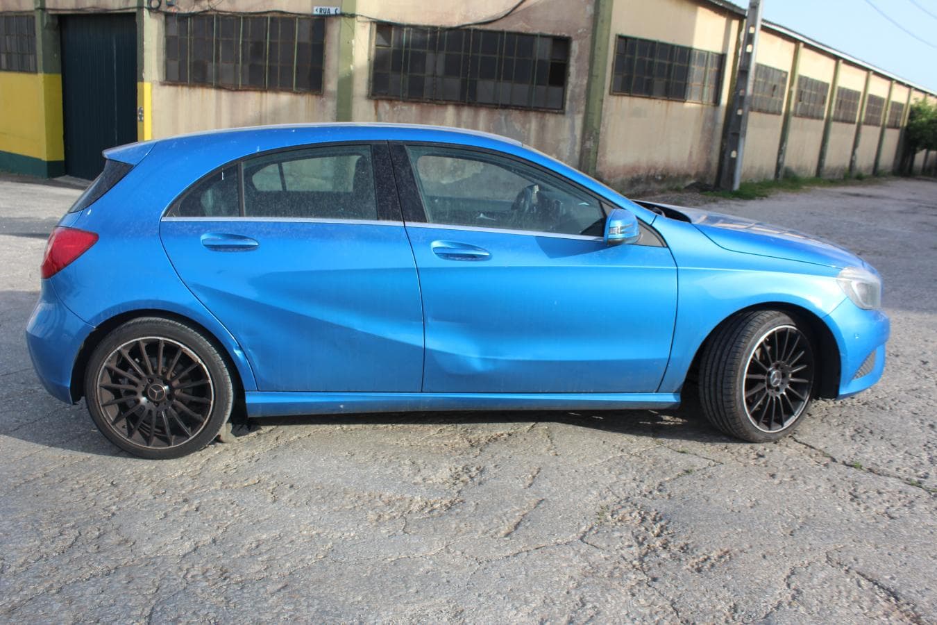 Mercedes-Benz A180 CDI · Ano 2015 — image 12