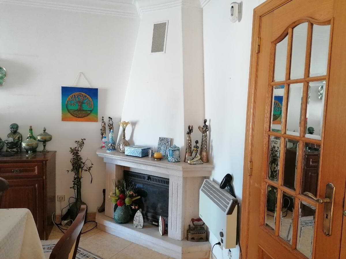 Moradia V4 c/ Piscina · Charneca da Caparica — imagen 17