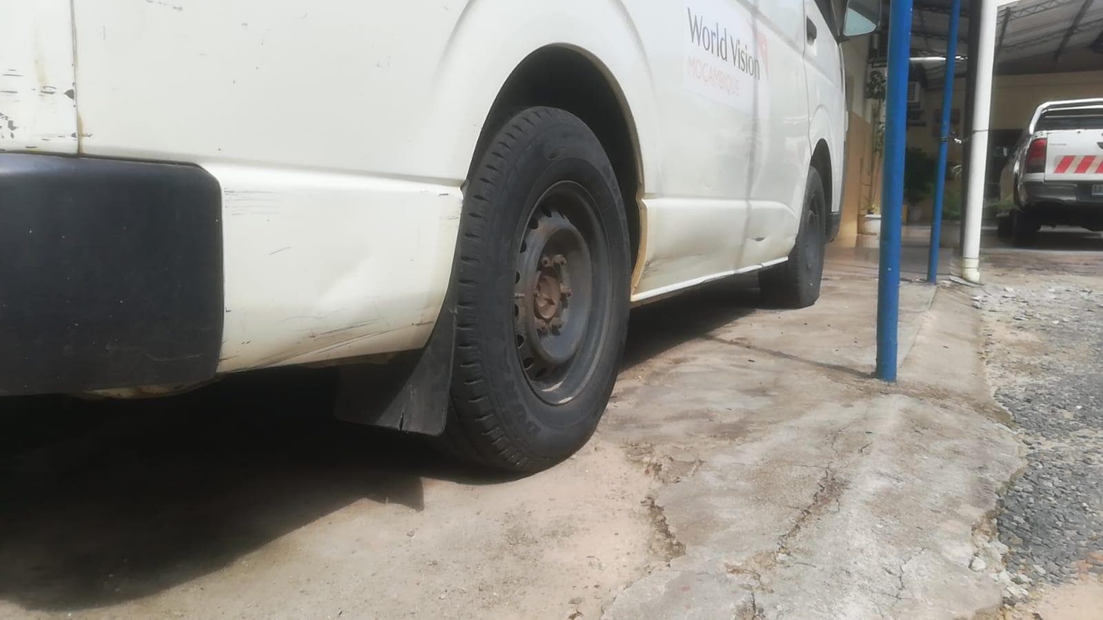 Minibus de marca Toyota Hiace · — imagem 22