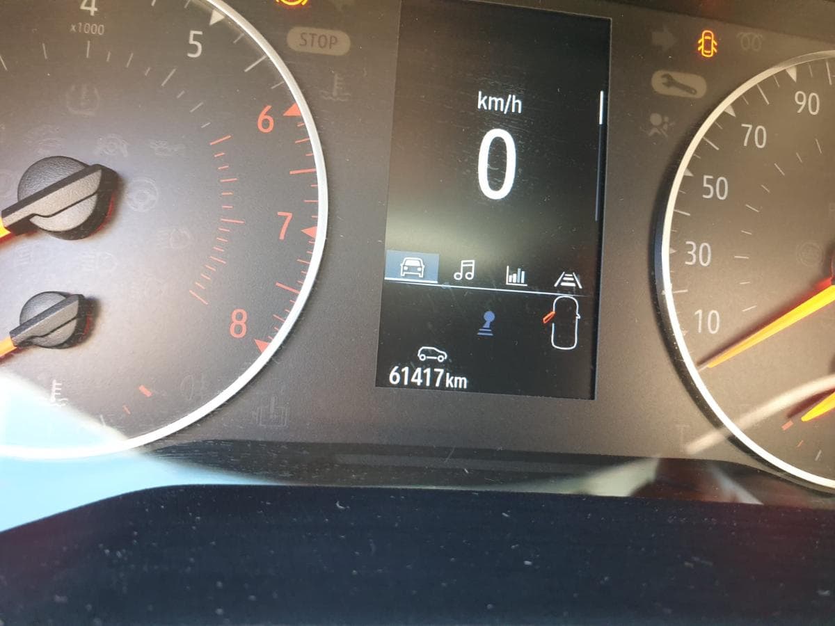 Renault Clio 1.0 TCE · Ano 2021 — image 9