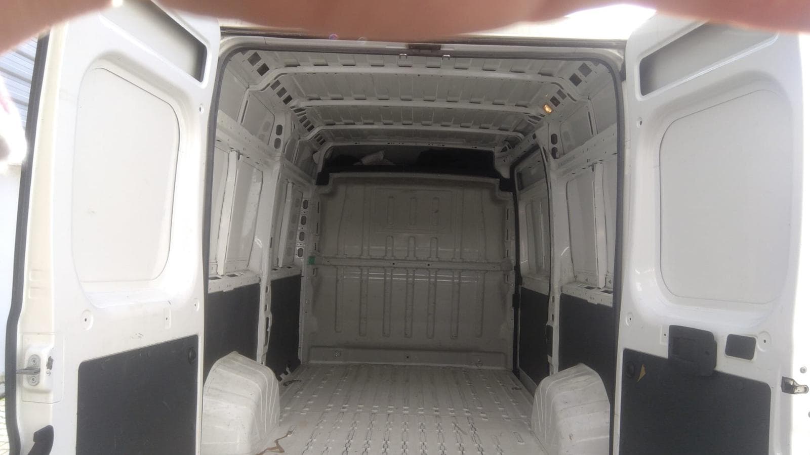 Citroën Jumper 2.2 Blue HDI · Ano 2021 — imagem 3