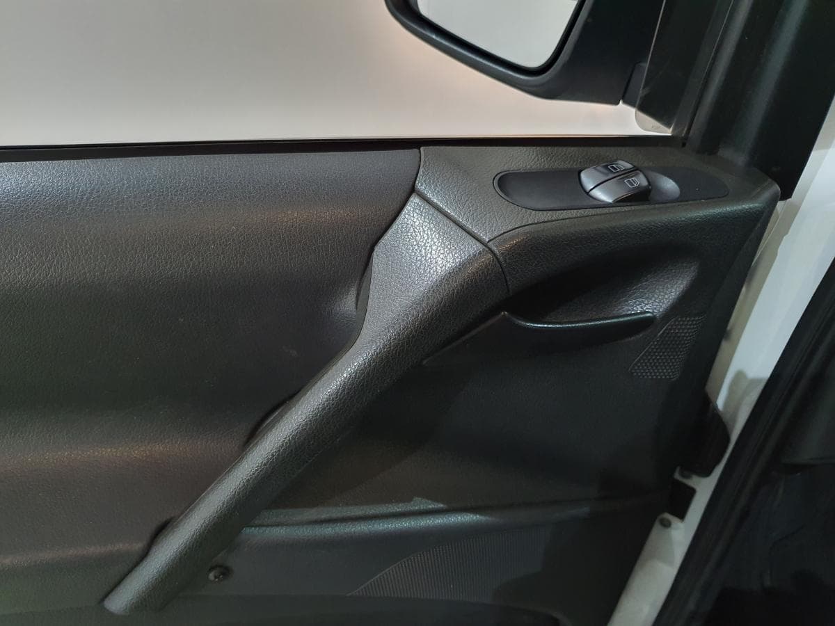 Mercedes-Benz Vito 2.2 CDI · Ano 2011 — imagen 30