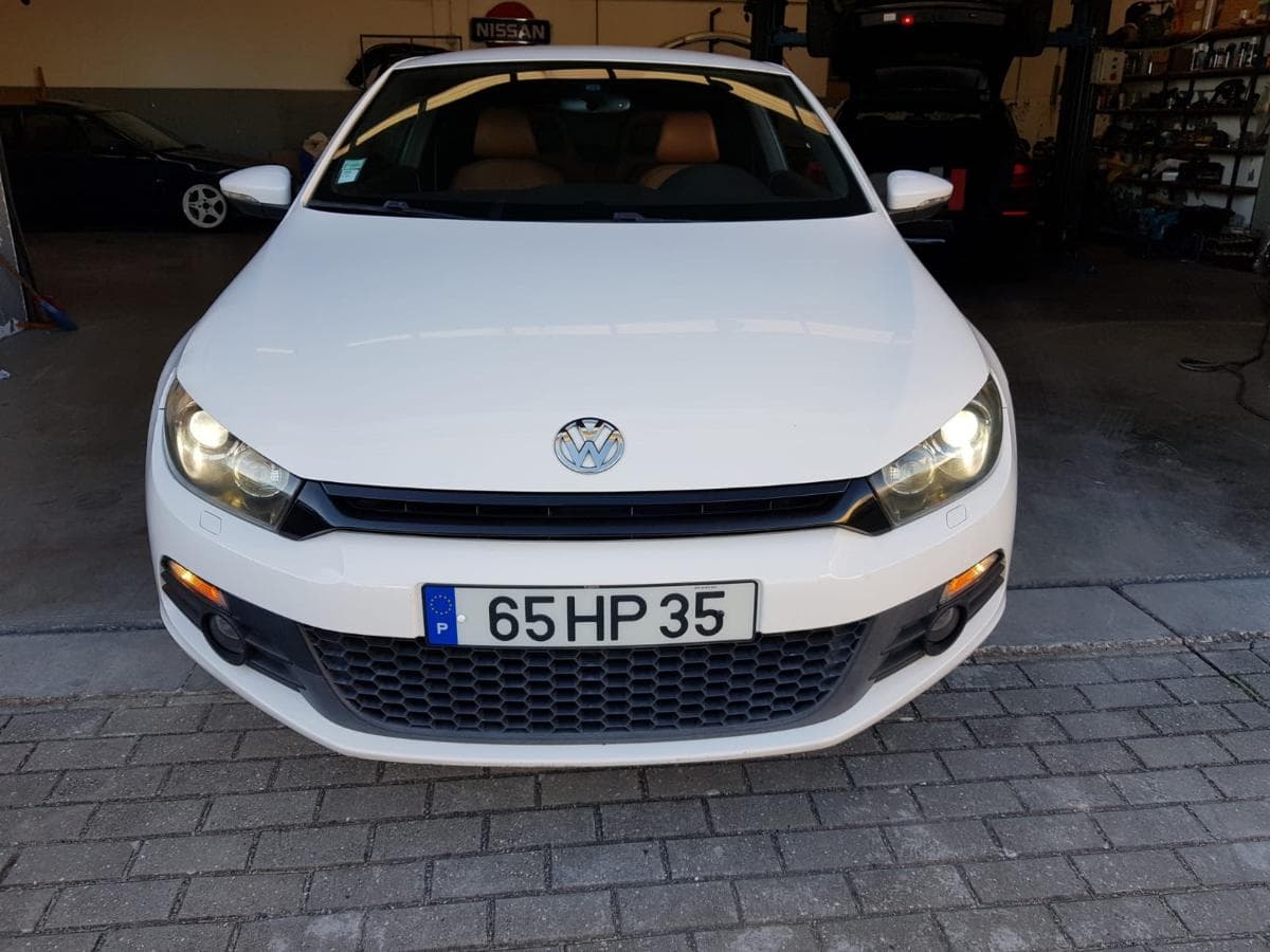 Volkswagen Scirocco 2.0 TDI · Ano 2011 — imagen 3