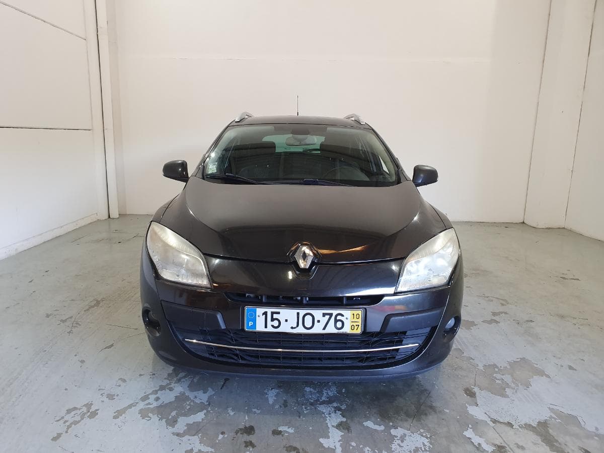 Renault Mégane 1.5DCI · Ano 2010 — imagen 2