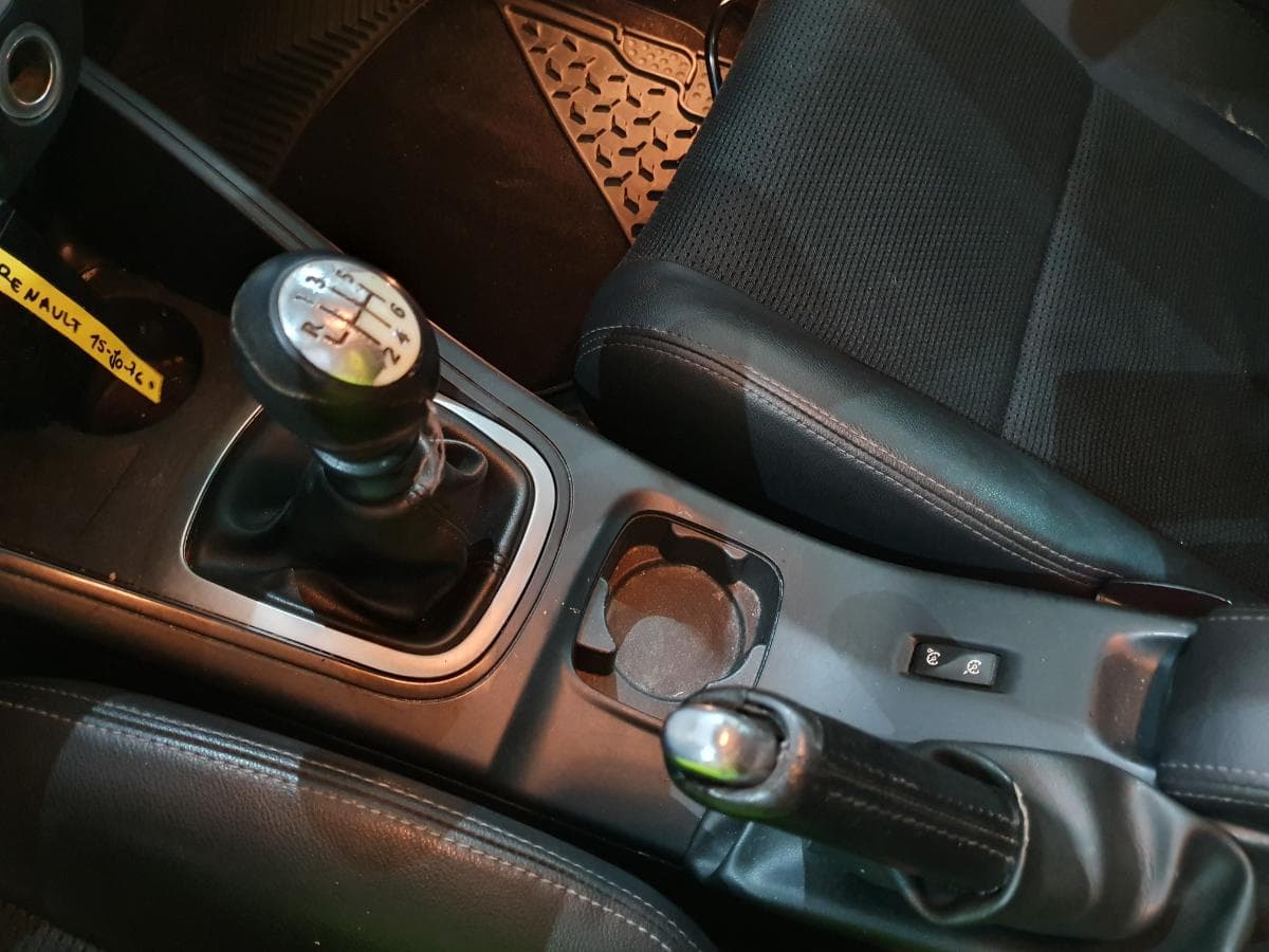 Renault Mégane 1.5DCI · Ano 2010 — imagen 42