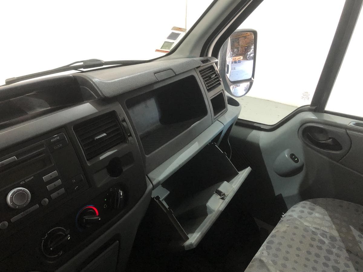 Ford Transit · Ano 2006 — imagen 38