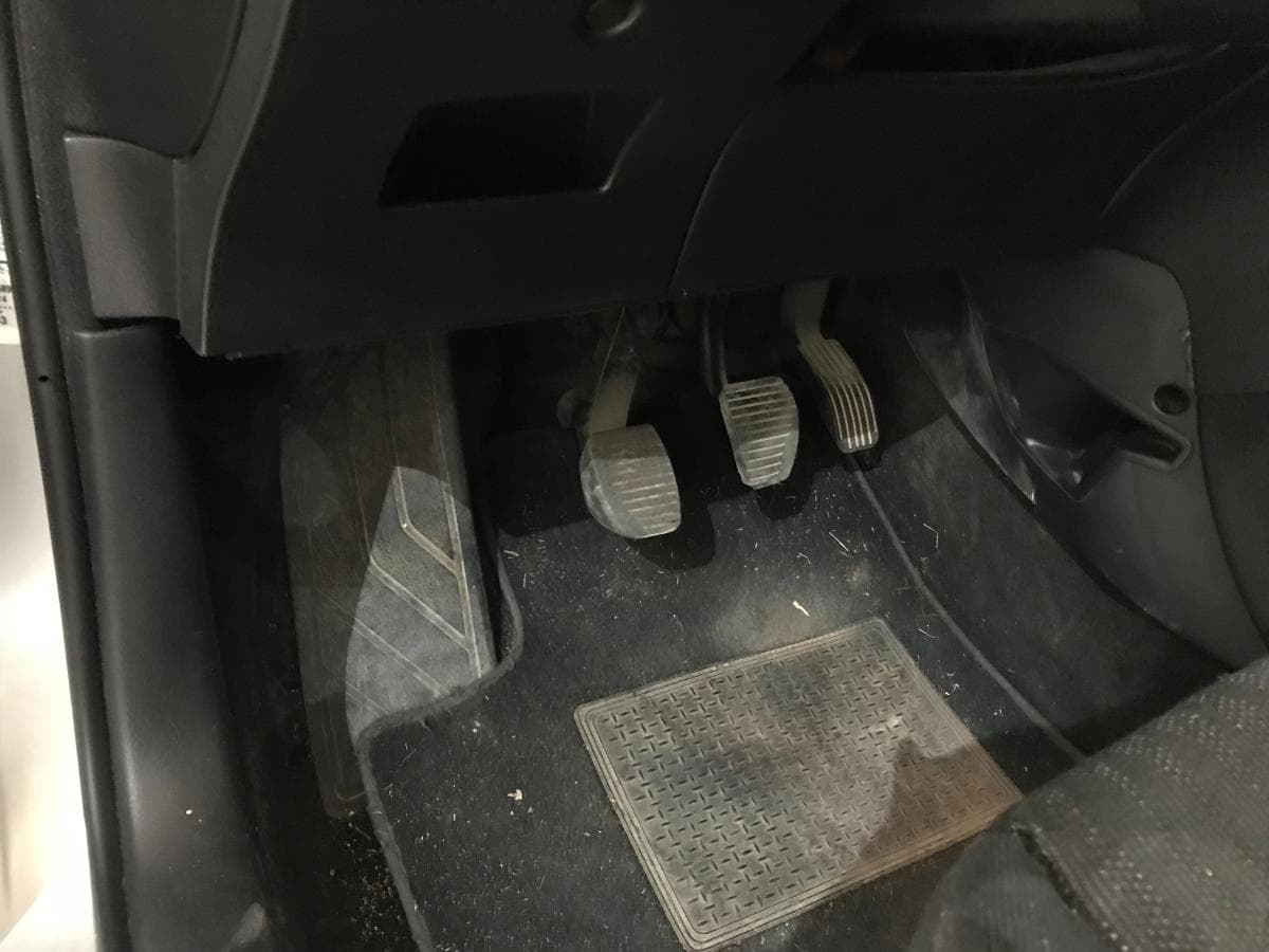 Peugeot 307 SW 1.6 HDI · Ano 2006 — image 23