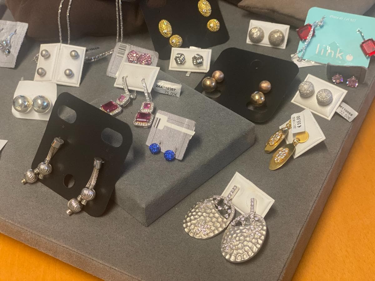 Pendientes de plata y otros materiales — imagen 13