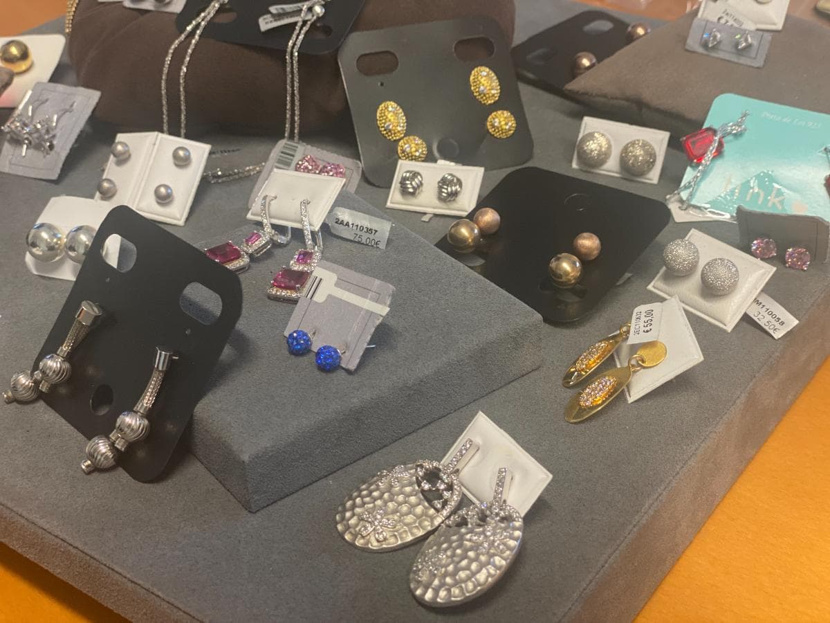 Pendientes de plata y otros materiales — imagen 18