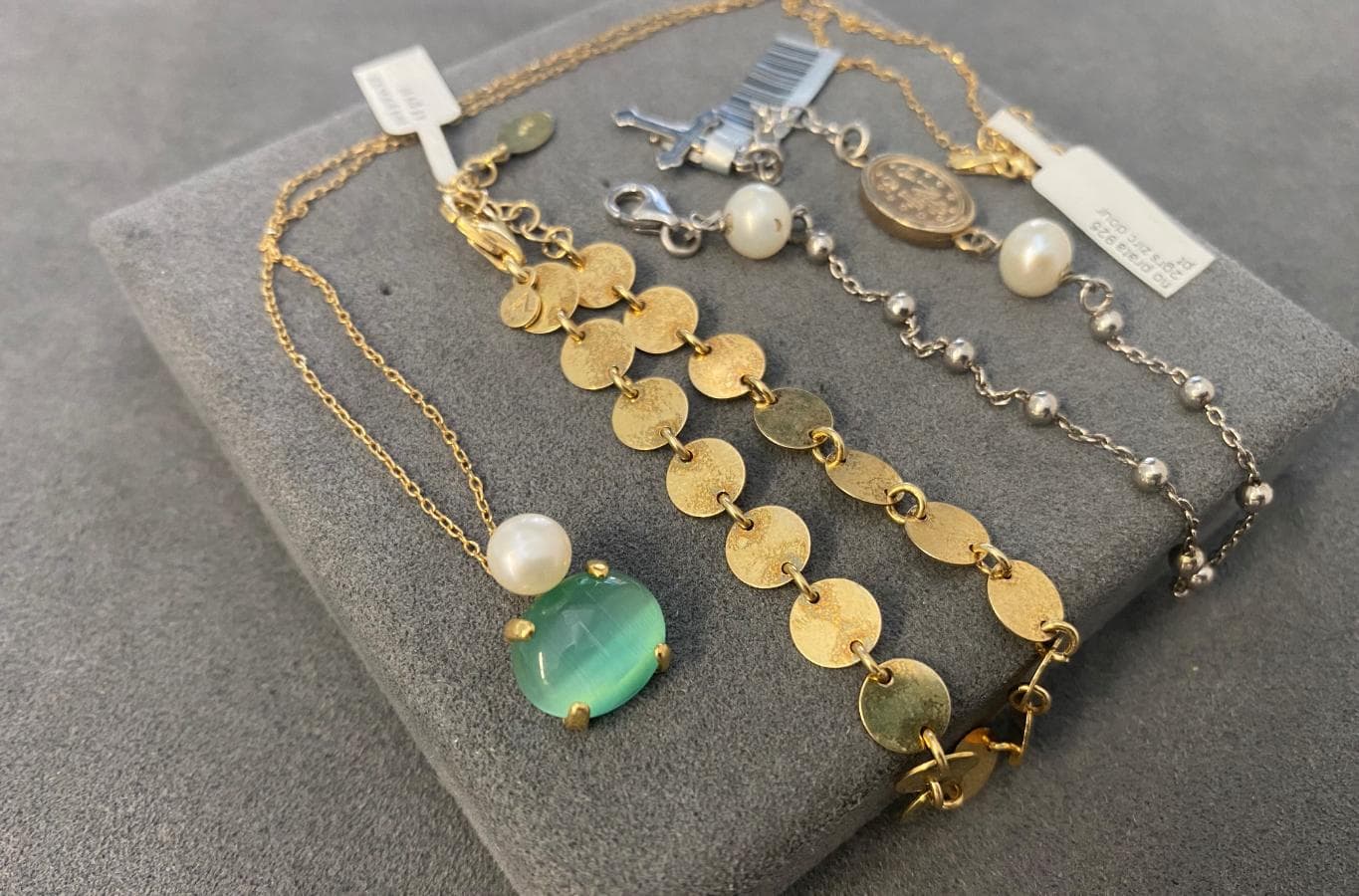 Pulseiras em prata e outros materiais + Colar — imagem 6