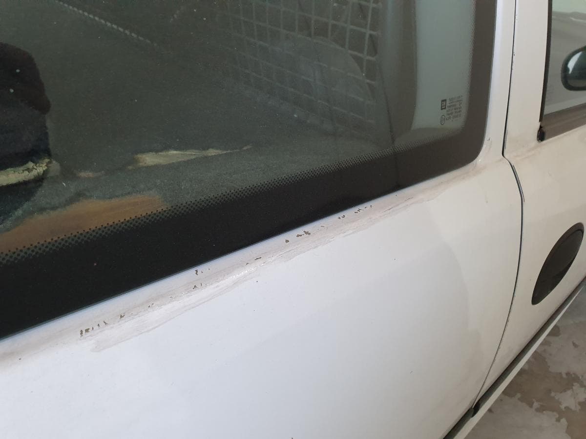 Opel Corsa C Van 1.7DI · Ano 2001 — image 34