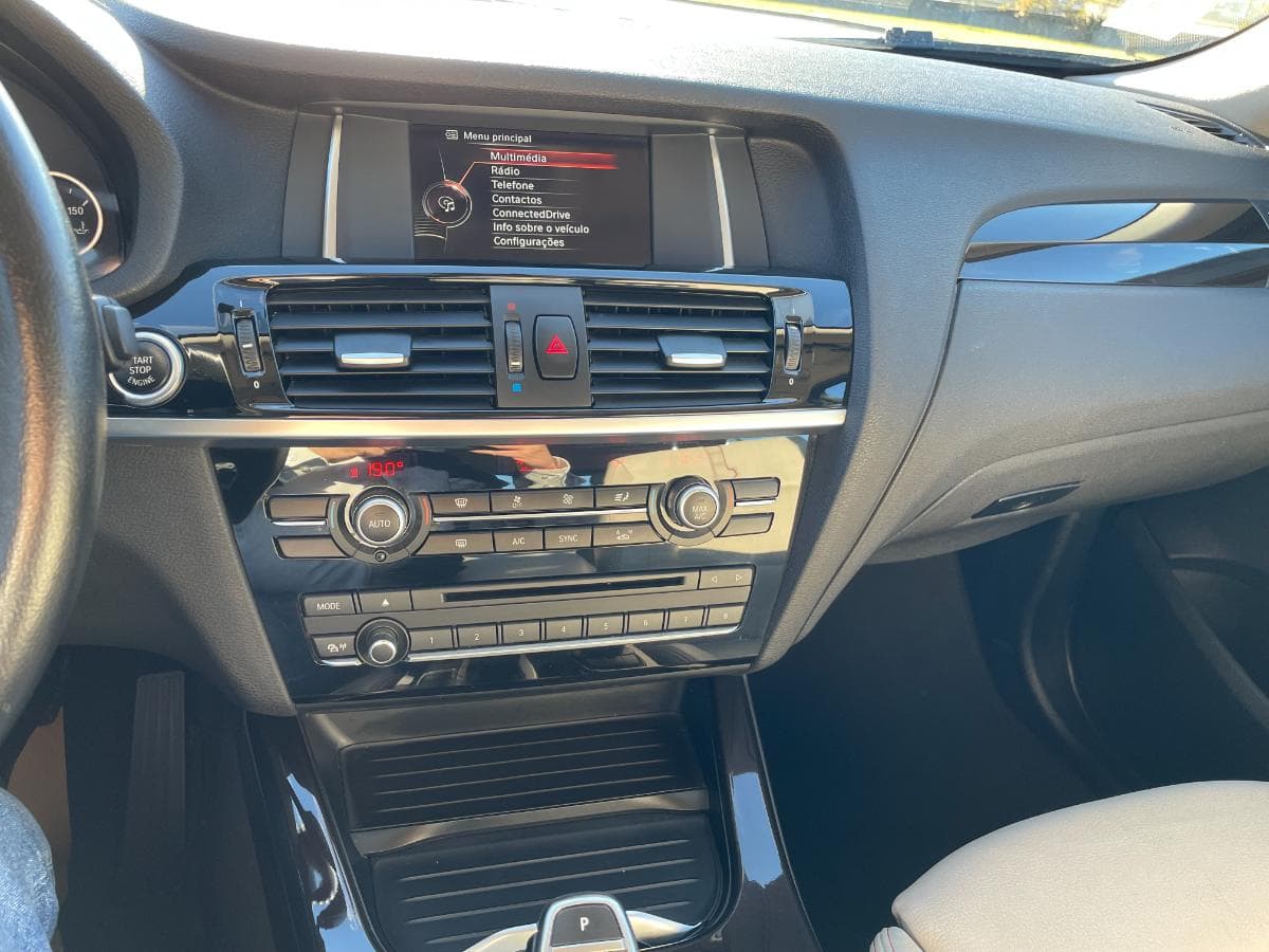 BMW X4 3.0xD · Ano 2014 — image 21