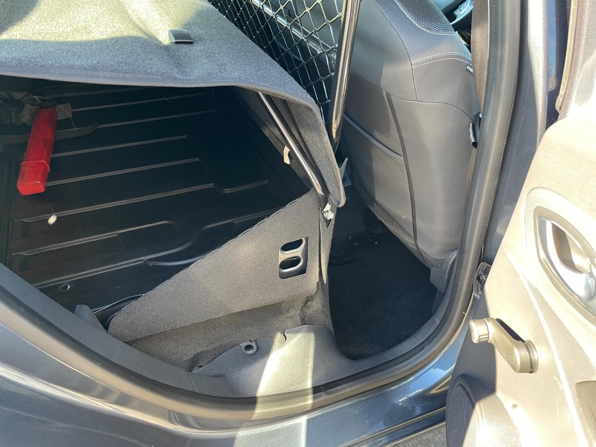 Renault Clio 1.5DCI · Ano 2017 — image 21
