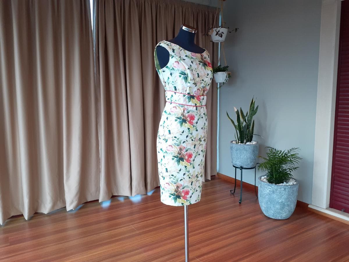 Robes de cérémonie courts — image 22